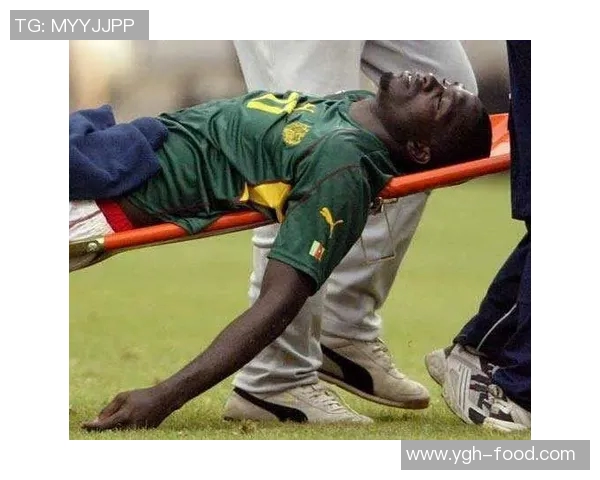 足球明星猝死现场奇迹复苏背后揭示的健康隐患与运动员心理压力