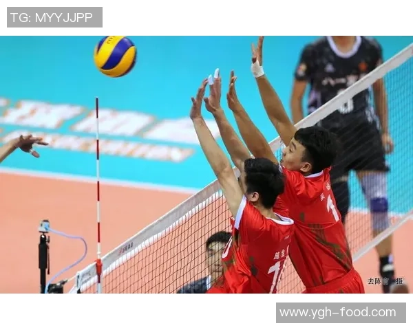 成都足球队以76分领跑奥运会积分榜展现强大实力和团队精神