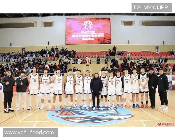 重庆篮球队的拼搏之路:城市联赛中的荣耀与挑战全景回顾 重庆篮球队的拼搏之路:城市联赛中的荣耀与挑战全景回顾