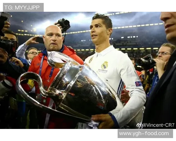 闪耀绿茵场的ly字开头足球明星们的传奇故事与成就解析